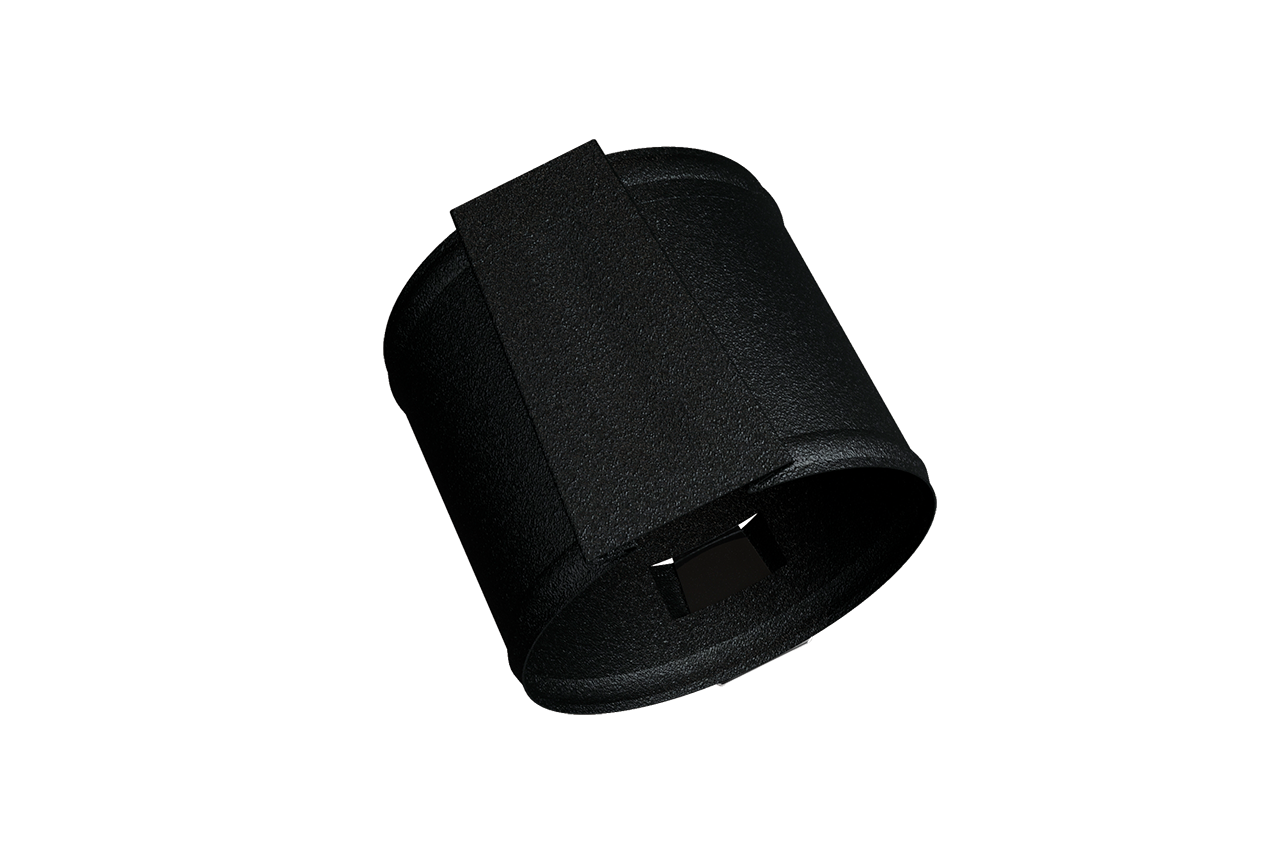 Pipe holder with a pin